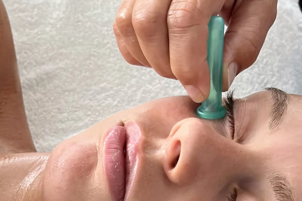 Puurr Facelifting / Faceshaping — Maintenance